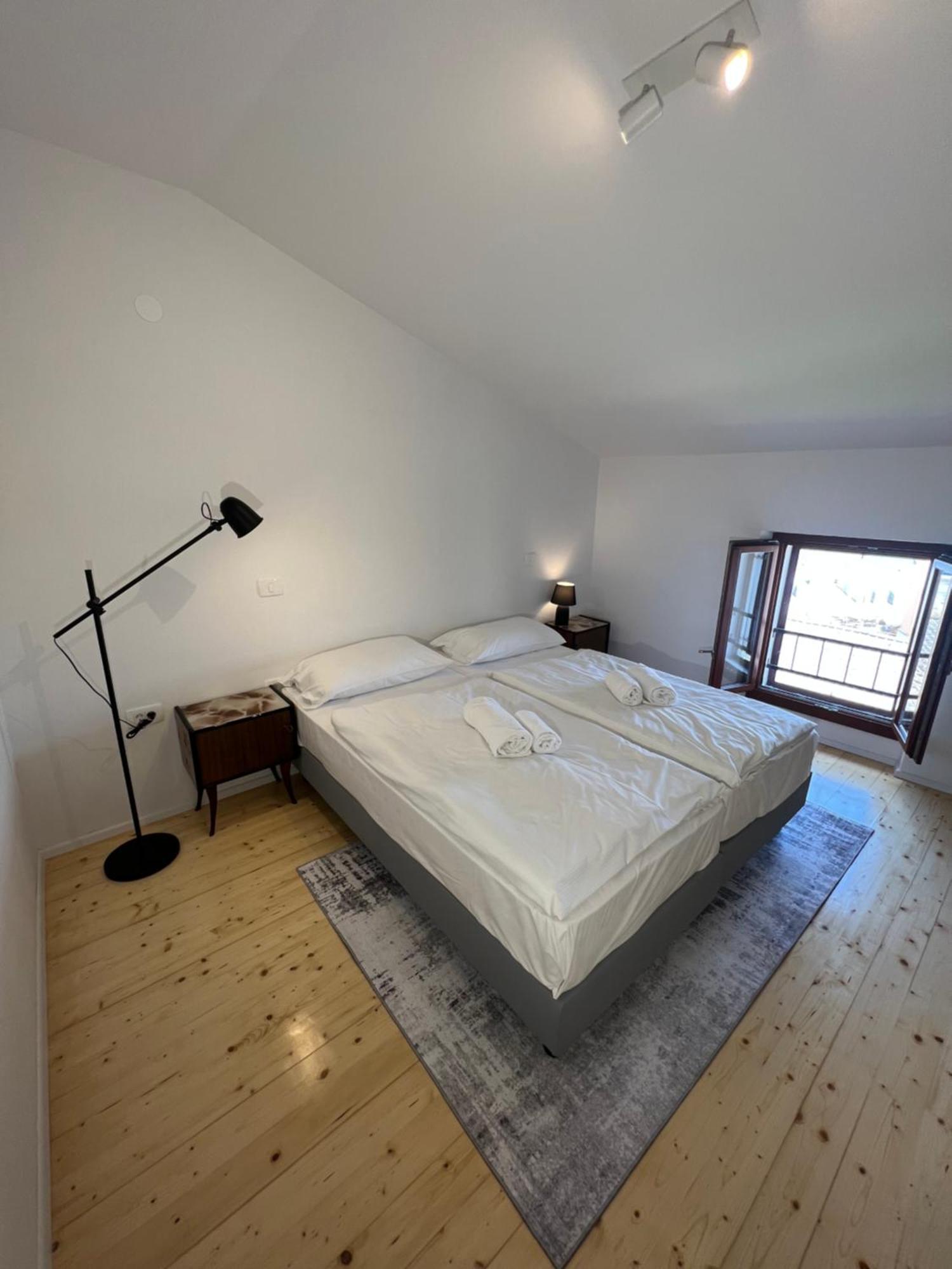 Libertas Apartments Копер Номер фото
